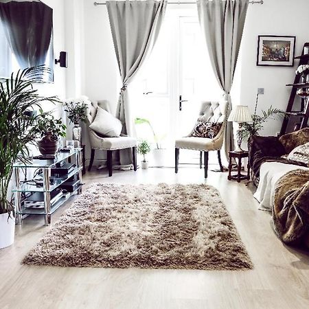 Lovely 2 Bed Apartment 15Mins From Bond St London Exterior photo
